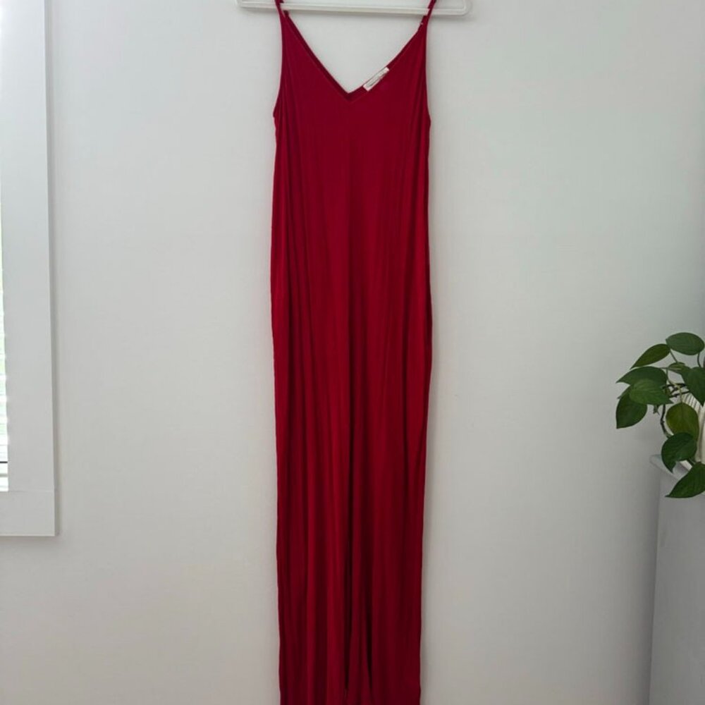Treasure & Bond V-Neck Spaghetti Strap Maxi Dress